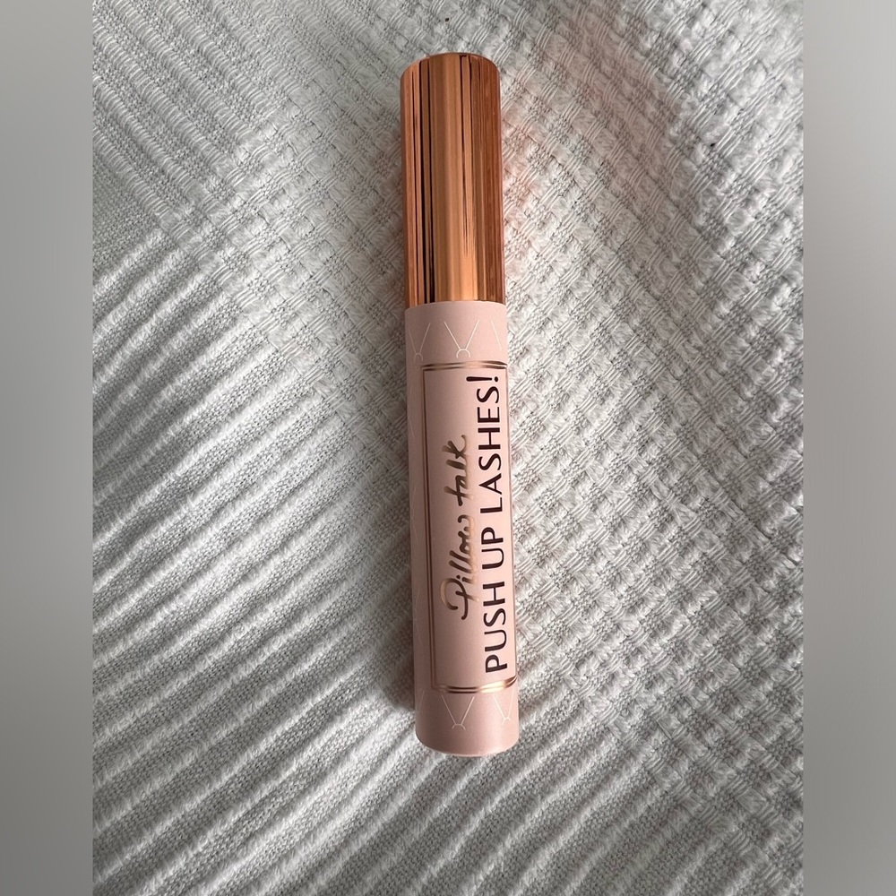 BNWOB CT PILLOW TALK PUSH UP LASHES MASCARA